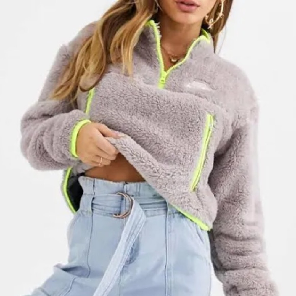 Nike‎ Sherpa 1/4 Zip Women’s Tan and Neon Yellow Fleece Jacket Size Medium